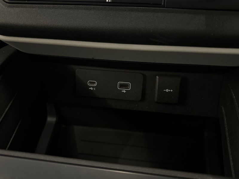 Used Land Rover Defender 2021 for sale - 77519409: Photo 35