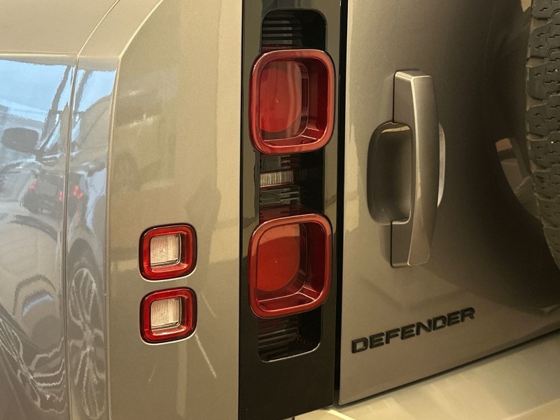 Used Land Rover Defender 2021 for sale - 77519409: Photo 46