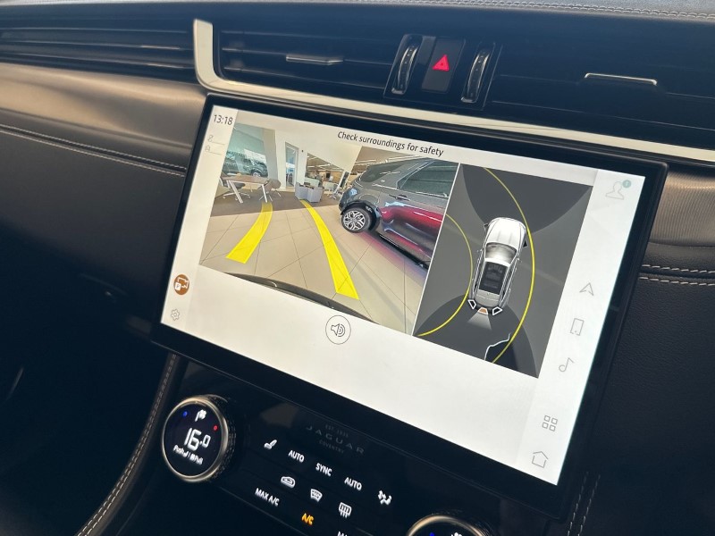 Used Jaguar F-Pace 2022 for sale - 77675520: Photo 12