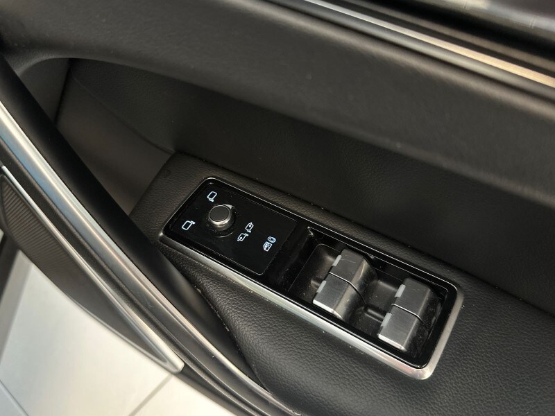 Used Jaguar F-Pace 2022 for sale - 77675520: Photo 23