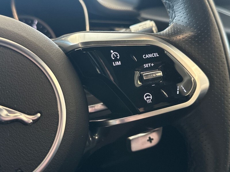 Used Jaguar F-Pace 2022 for sale - 77675520: Photo 29