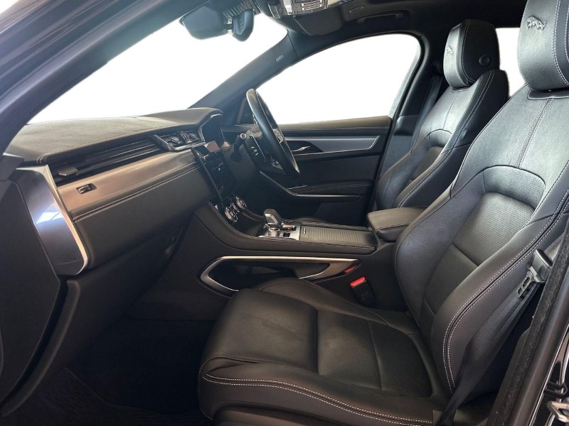 Used Jaguar F-Pace 2022 for sale - 77675520: Photo 3