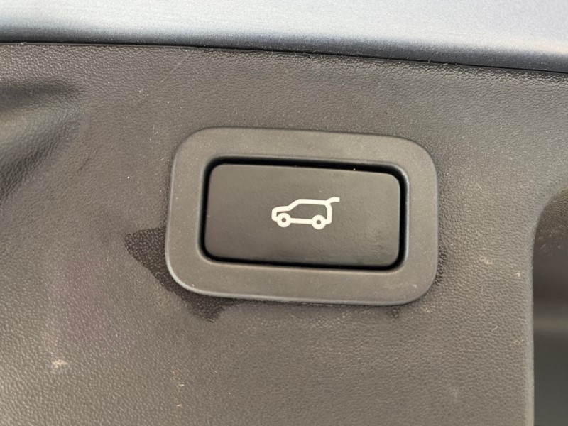 Used Land Rover Discovery Sport 2017 for sale - 78108892: Photo 40