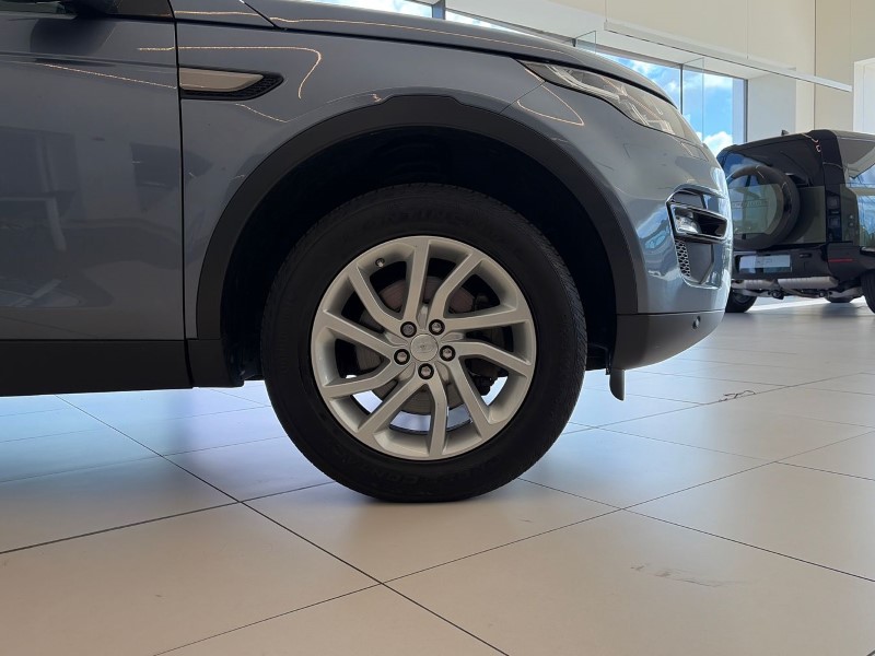 Used Land Rover Discovery Sport 2017 for sale - 78108892: Photo 9