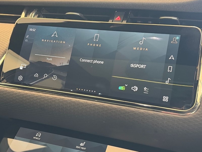 Used Land Rover Range Rover Evoque 2022 for sale - 77988598: Photo 31