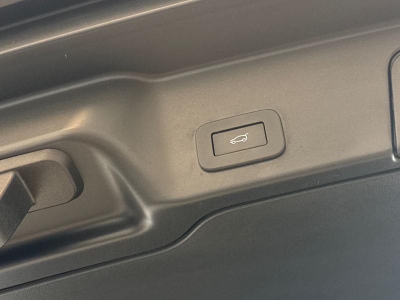 Used Land Rover Range Rover Evoque 2025 for sale - 77988570: Photo 38