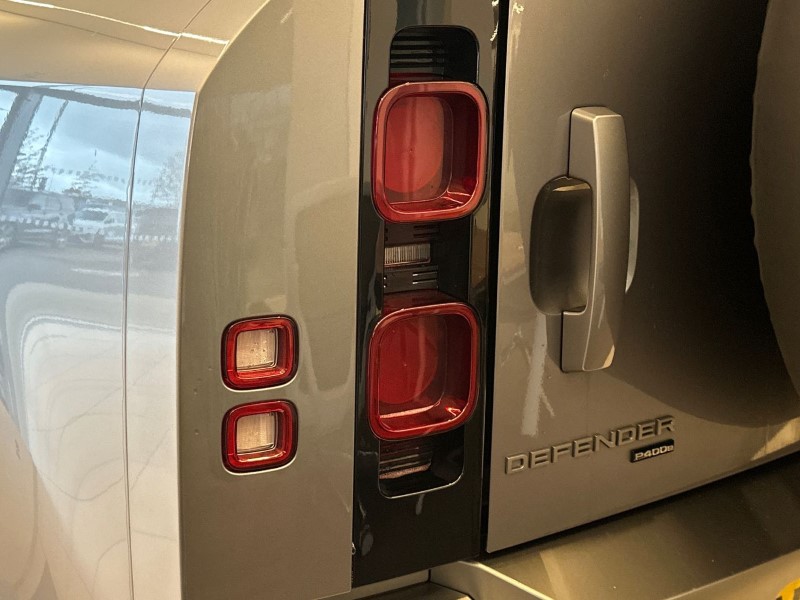 Used Land Rover Defender 2022 for sale - 77541523: Photo 19