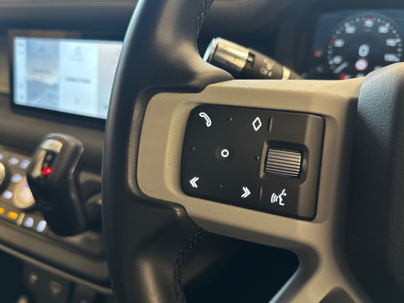 Used Land Rover Defender 2022 for sale - 77541523: Photo 28