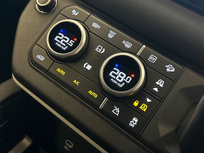 Used Land Rover Defender 2022 for sale - 77541523: Photo 35