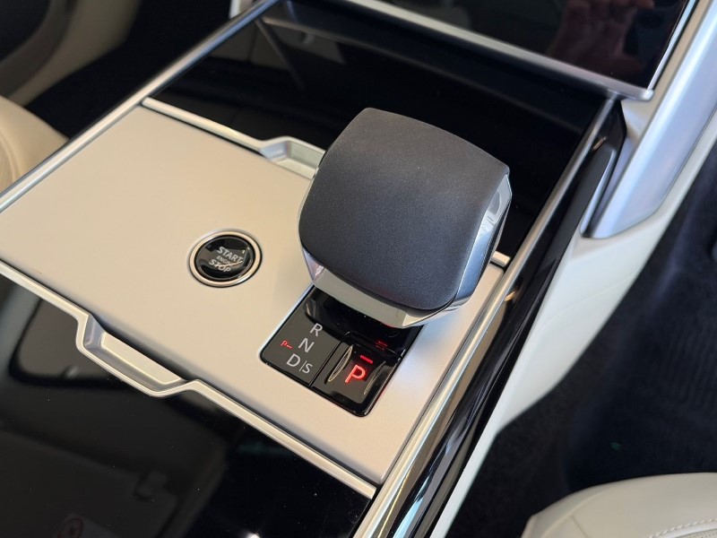 Used Land Rover Range Rover 2023 for sale - 78209883: Photo 14