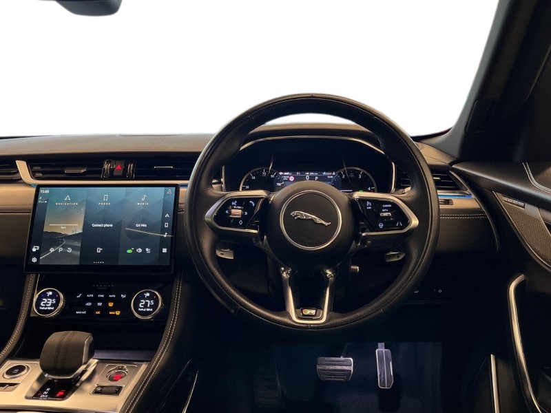 Used Jaguar F-Pace 2022 for sale - 76982208: Photo 15