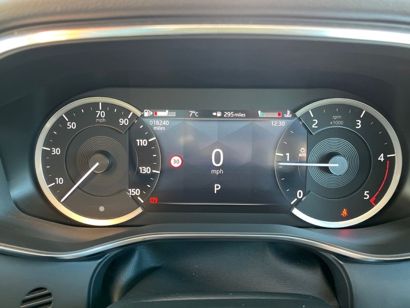 Used Jaguar F-Pace 2022 for sale - 76982208: Photo 16