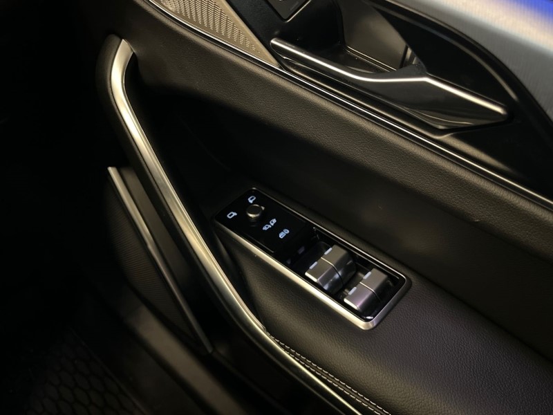 Used Jaguar F-Pace 2022 for sale - 76982208: Photo 23