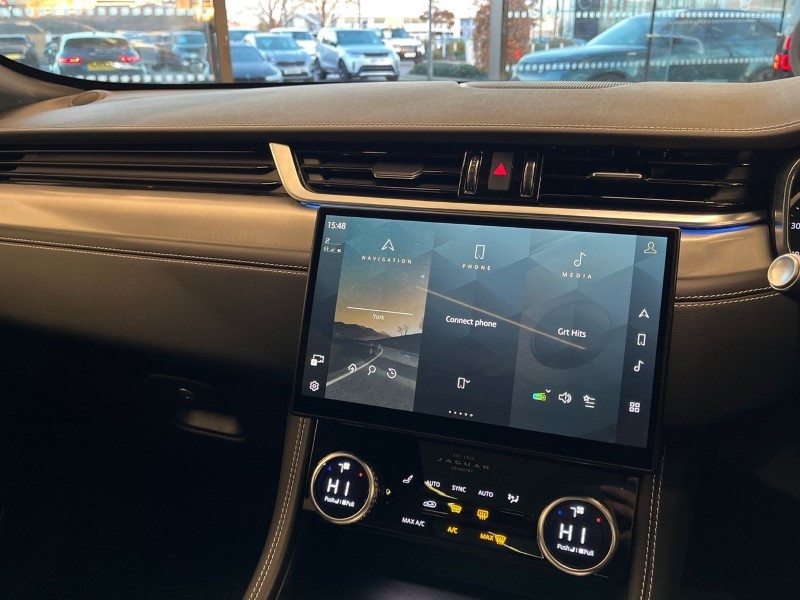 Used Jaguar F-Pace 2022 for sale - 76982208: Photo 29