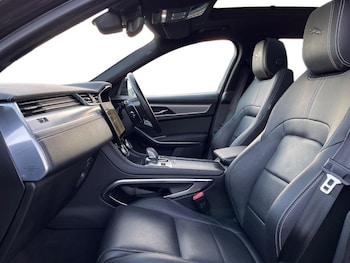 Used Jaguar F-Pace 2022 for sale - 76982208: Photo