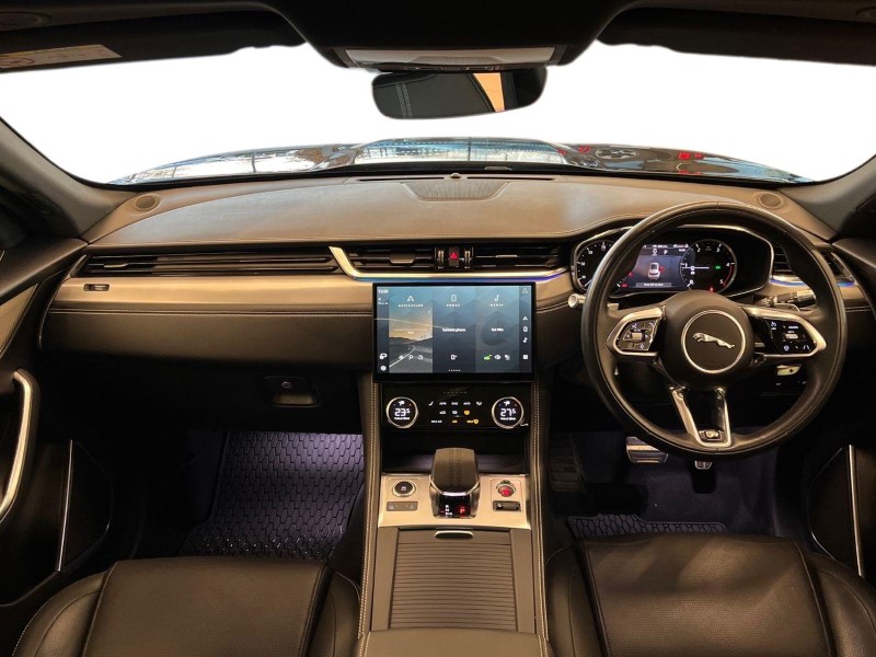 Used Jaguar F-Pace 2022 for sale - 76982208: Photo 9