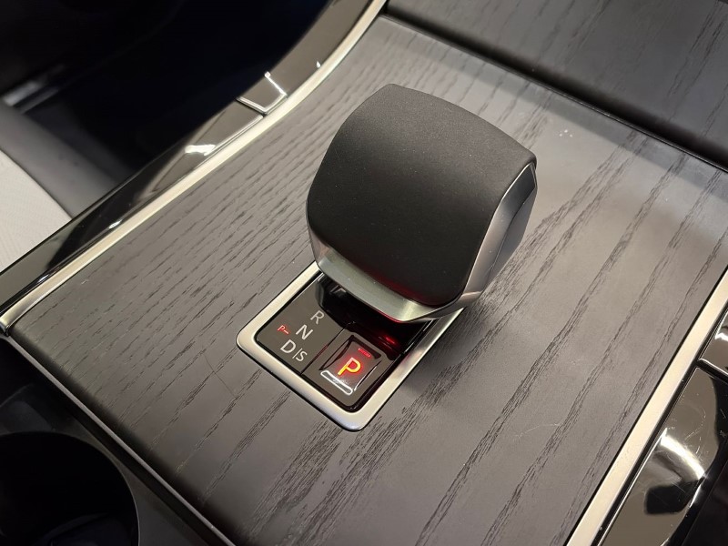 Used Land Rover Range Rover Evoque 2024 for sale - 76981737: Photo 12