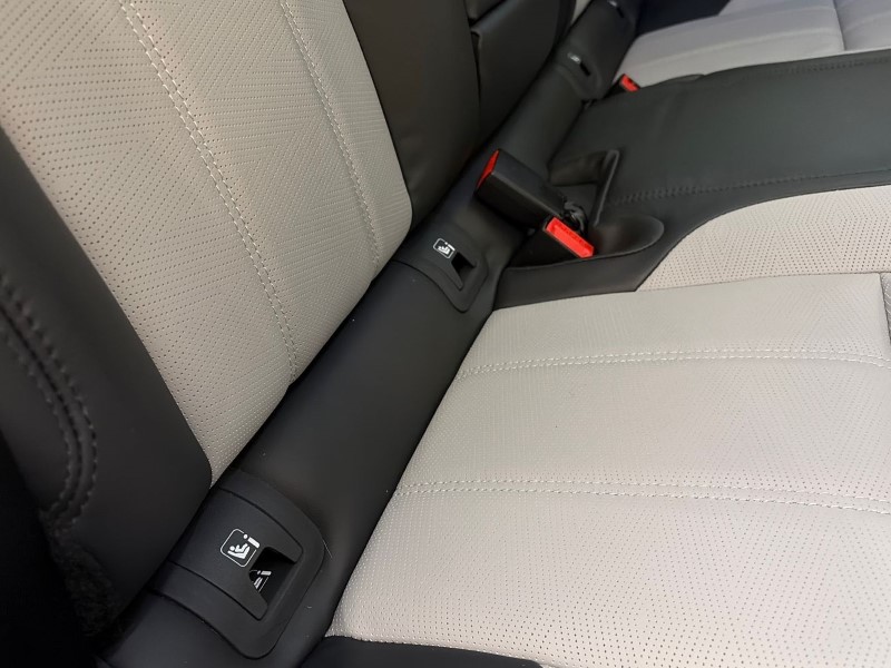 Used Land Rover Range Rover Evoque 2024 for sale - 76981737: Photo 40