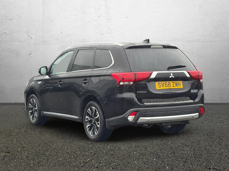 Used Mitsubishi Outlander 2018 for sale - 77528242: Photo 2