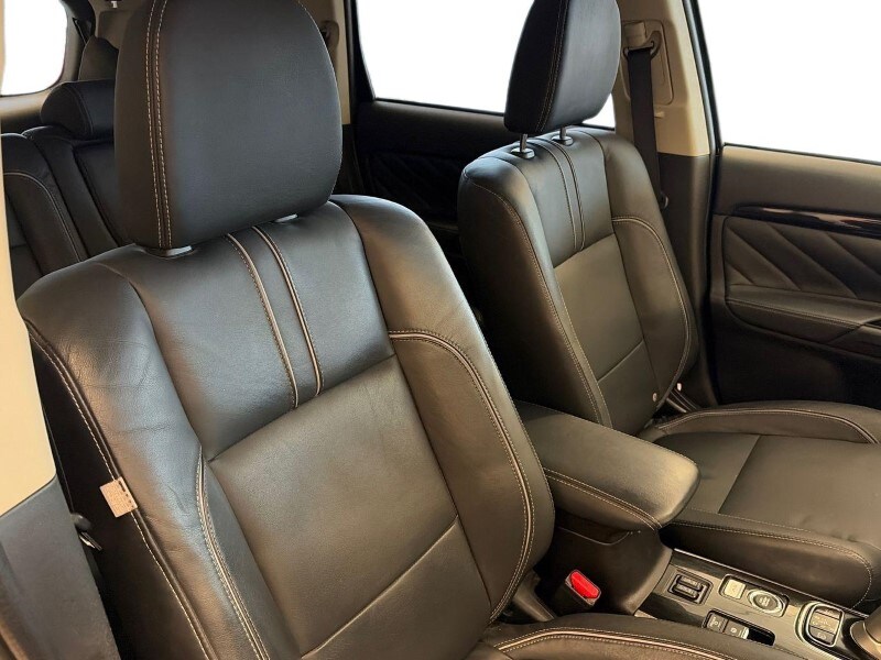 Used Mitsubishi Outlander 2018 for sale - 77528242: Photo 25