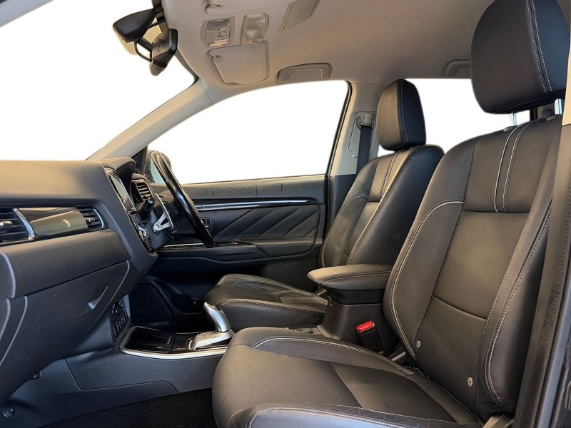 Used Mitsubishi Outlander 2018 for sale - 77528242: Photo 3