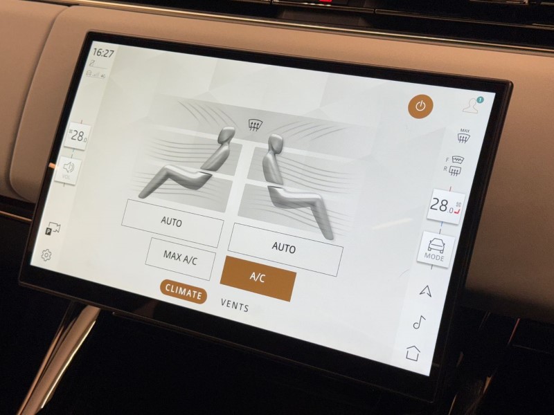 Used Land Rover Range Rover Sport 2024 for sale - 77391867: Photo 32