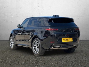 Used Land Rover Range Rover Sport 2024 for sale - 79208629: Photo