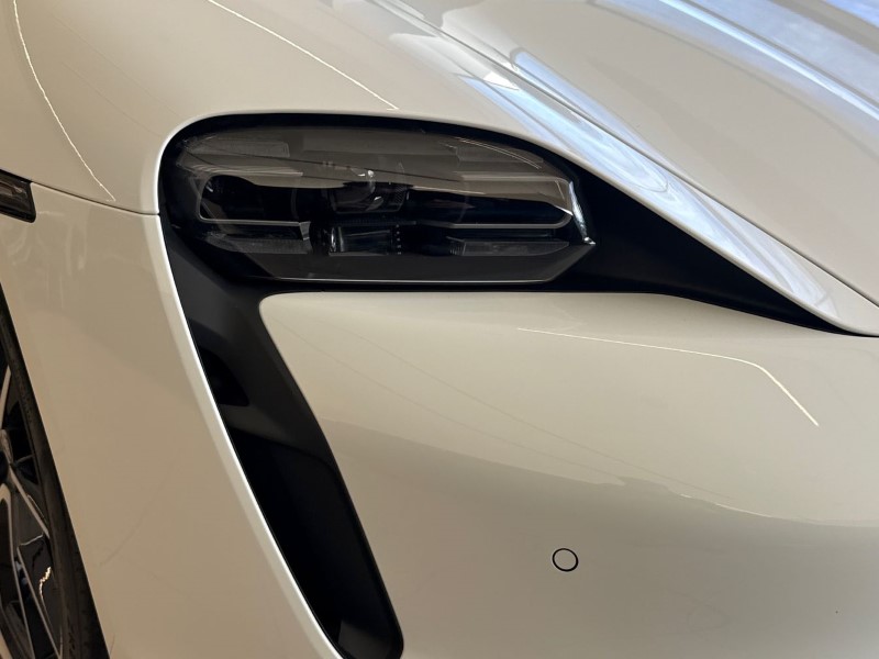 Used Porsche Taycan 2022 for sale - 78028140: Photo 17