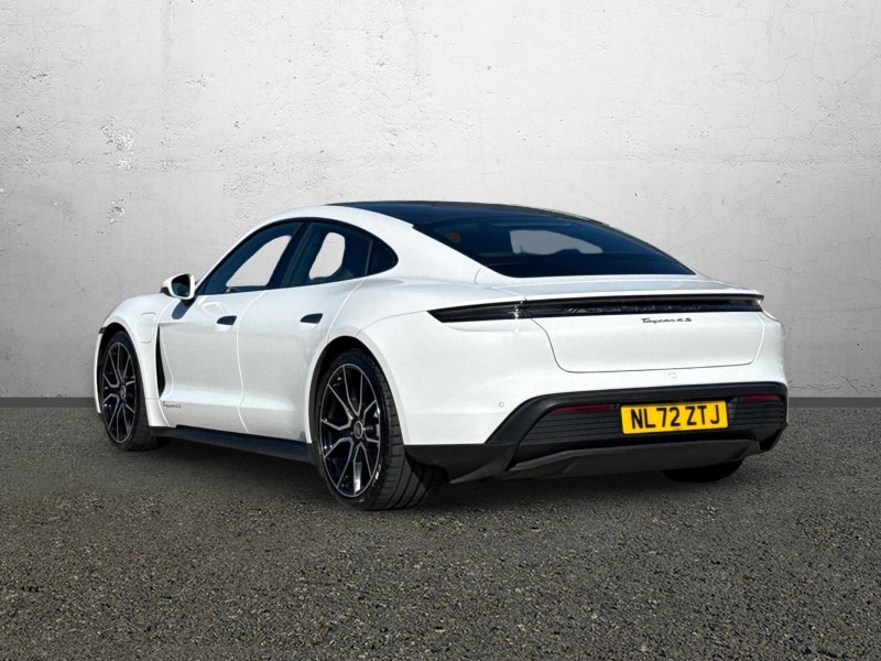 Used Porsche Taycan 2022 for sale - 78028140: Photo 2