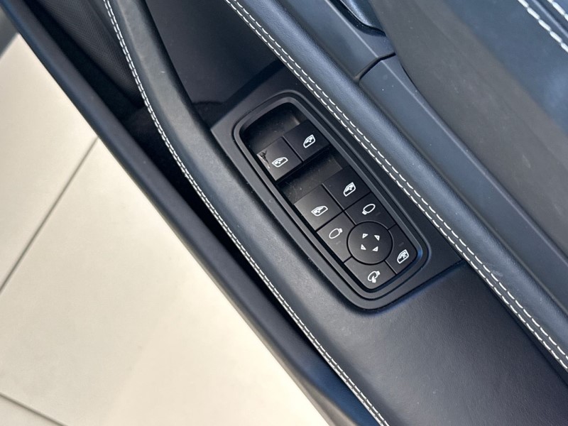 Used Porsche Taycan 2022 for sale - 78028140: Photo 23