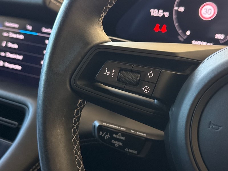 Used Porsche Taycan 2022 for sale - 78028140: Photo 28