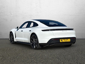 Used Porsche Taycan 2022 for sale - 78028140: Photo