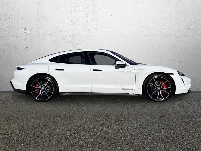 Used Porsche Taycan 2022 for sale - 78028140: Photo 5