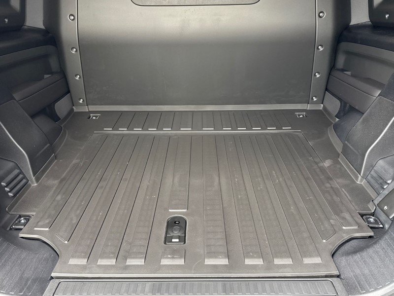 Used Land Rover Defender 2026 for sale - 78025621: Photo 10