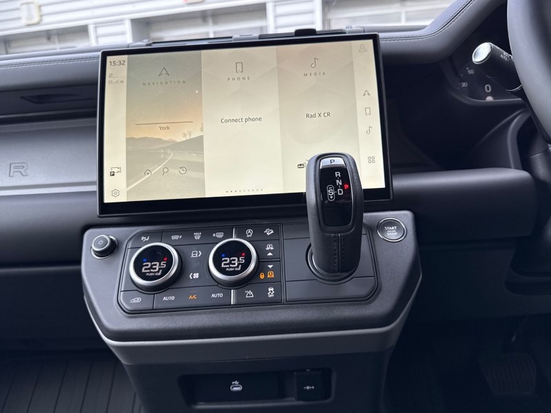 Used Land Rover Defender 2026 for sale - 78025621: Photo 14