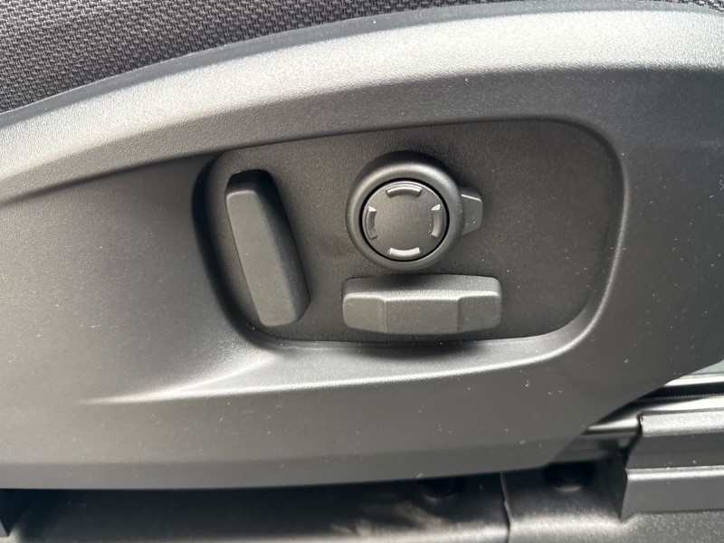 Used Land Rover Defender 2026 for sale - 78025621: Photo 23