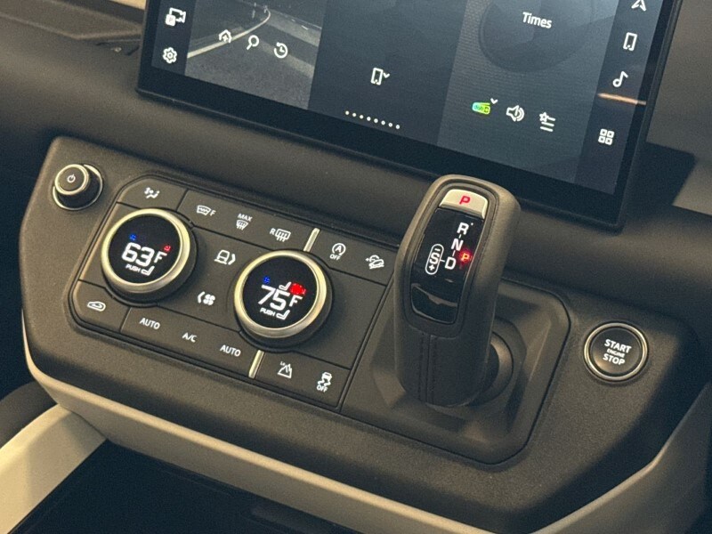 Used Land Rover Defender 2024 for sale - 77888377: Photo 13