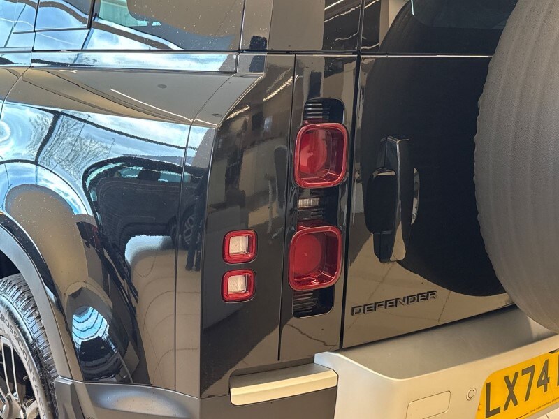 Used Land Rover Defender 2024 for sale - 77888377: Photo 19