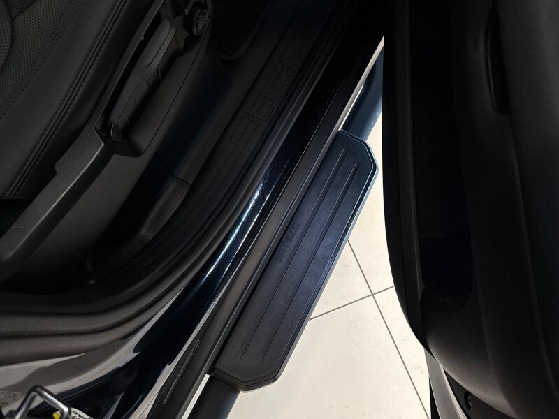 Used Land Rover Defender 2024 for sale - 77888377: Photo 36