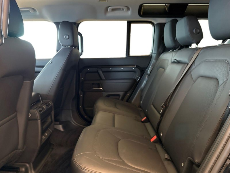 Used Land Rover Defender 2024 for sale - 77888377: Photo 4