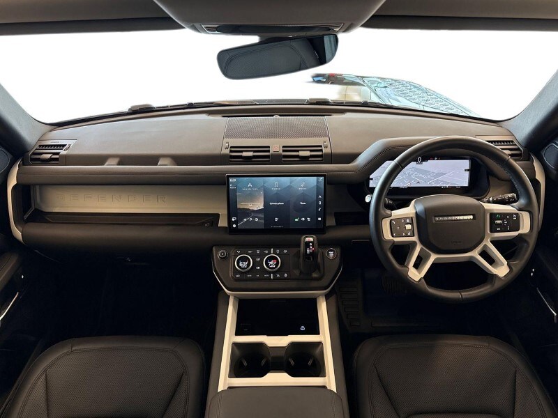 Used Land Rover Defender 2024 for sale - 77888377: Photo 9