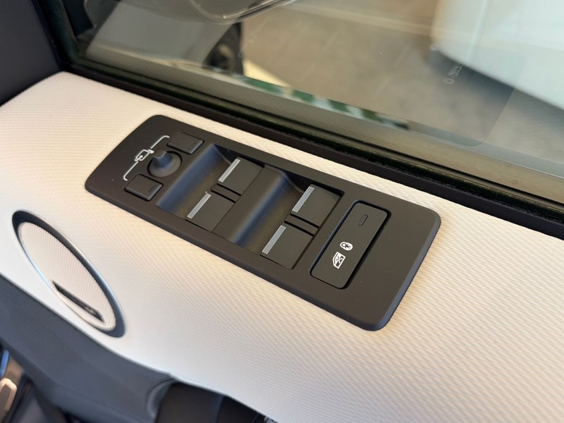 Used Land Rover Discovery 2024 for sale - 77261787: Photo 24