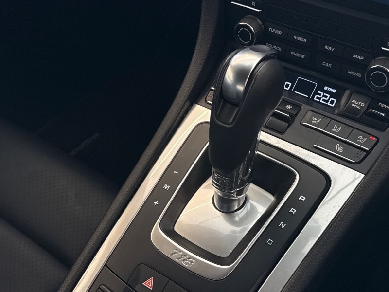 Used Porsche Cayman 2024 for sale - 78179985: Photo 13