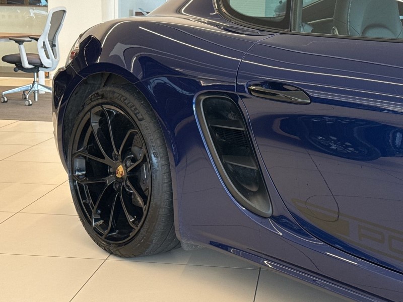 Used Porsche Cayman 2024 for sale - 78179985: Photo 20