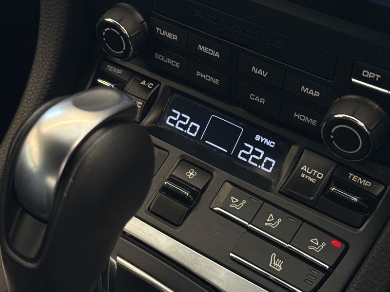 Used Porsche Cayman 2024 for sale - 78179985: Photo 31