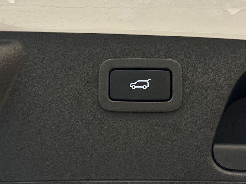 Used Jaguar E-Pace 2018 for sale - 77210360: Photo 42