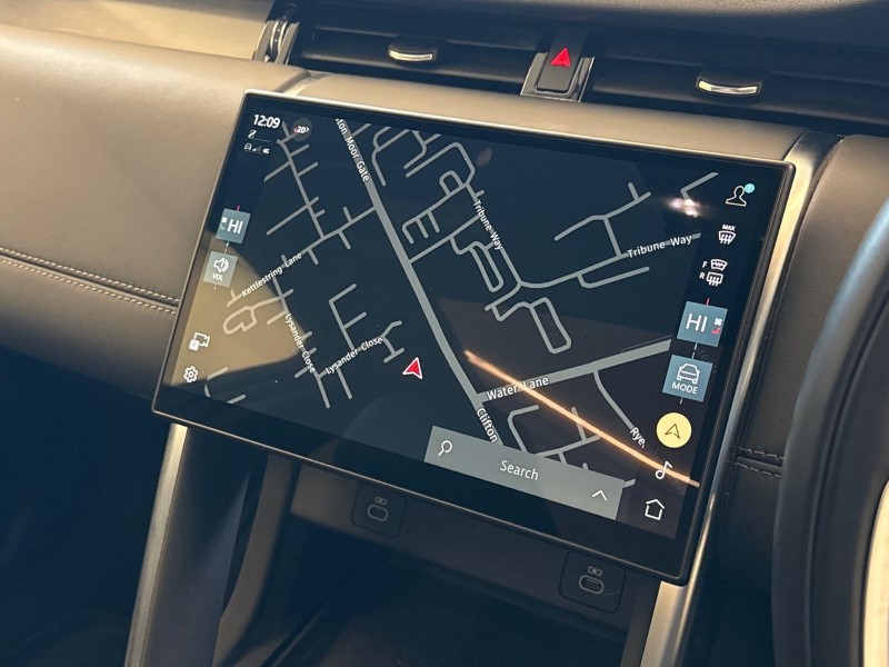 Used Land Rover Discovery Sport 2024 for sale - 77435251: Photo 11