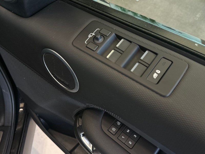 Used Land Rover Discovery 2024 for sale - 77350069: Photo 24