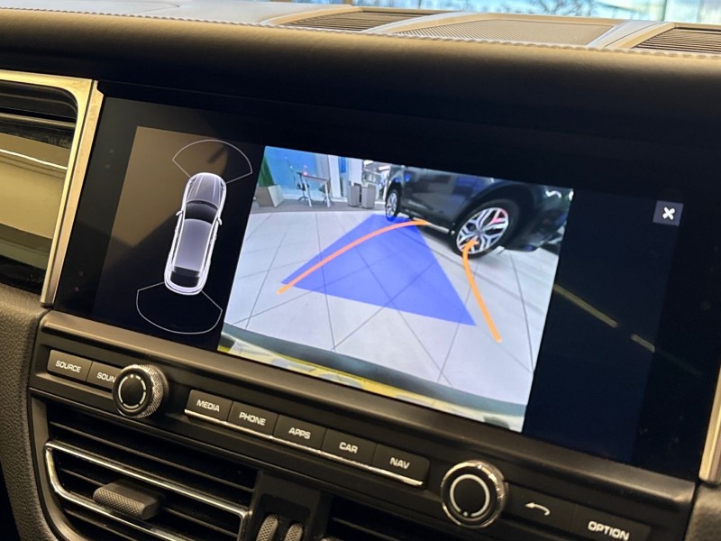 Used Porsche Macan 2020 for sale - 77001450: Photo 12