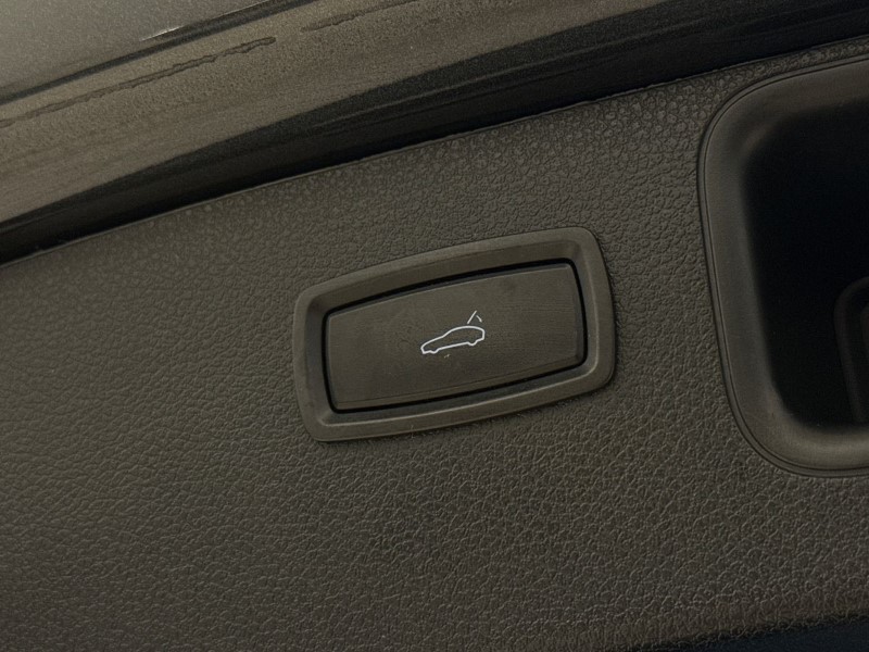 Used Porsche Macan 2020 for sale - 77001450: Photo 39